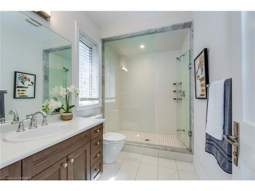 377 Tudor Avenue, Oakville, ON - Indoor Photo Showing Bathroom