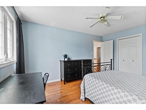 865 Anderson Avenue, Milton, ON - Indoor Photo Showing Bedroom