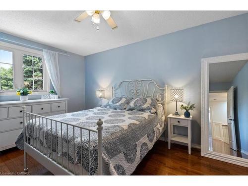 865 Anderson Avenue, Milton, ON - Indoor Photo Showing Bedroom