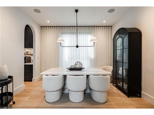 331 Macdonald Road, Oakville, ON - Indoor Photo Showing Dining Room