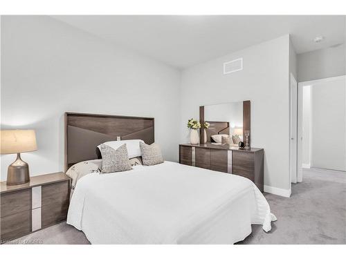 1058 Thompson Drive Drive, Oshawa, ON - Indoor Photo Showing Bedroom