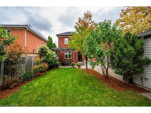 2595 Capilano Crescent, Oakville, ON - Outdoor