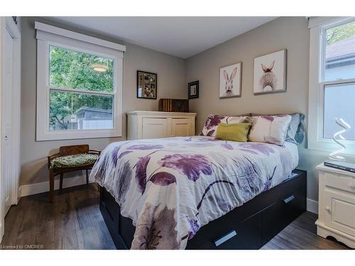 34 Clayburn Avenue, St. Catharines, ON - Indoor Photo Showing Bedroom