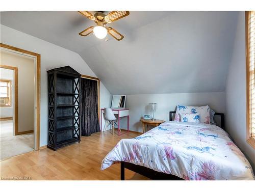 366 George Street, Milton, ON - Indoor Photo Showing Bedroom