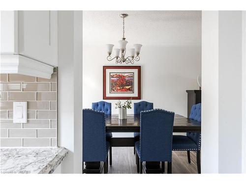 316 Pinegrove Road, Oakville, ON - Indoor Photo Showing Dining Room