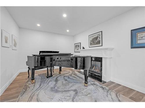 316 Pinegrove Road, Oakville, ON - Indoor Photo Showing Other Room With Fireplace