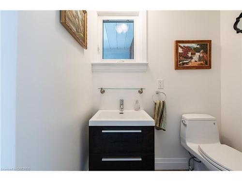 316 Pinegrove Road, Oakville, ON - Indoor Photo Showing Bathroom