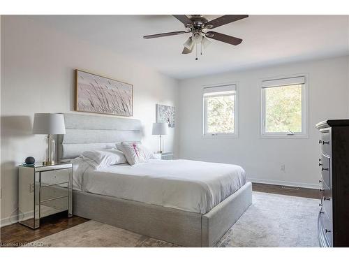 316 Pinegrove Road, Oakville, ON - Indoor Photo Showing Bedroom