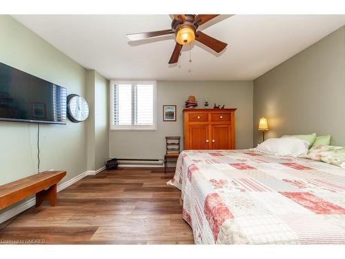 506-81 Millside Drive, Milton, ON - Indoor Photo Showing Bedroom