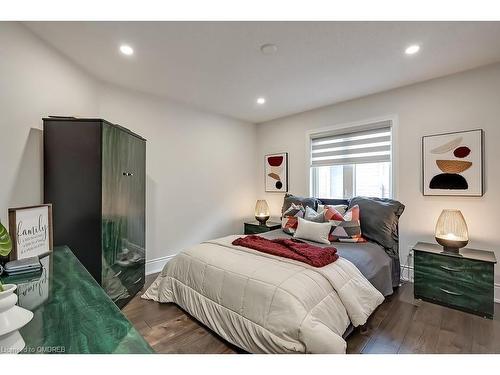 2240 Pine Glen Road, Oakville, ON - Indoor Photo Showing Bedroom