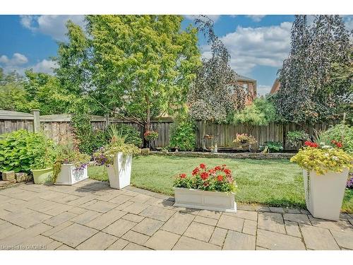 2240 Pine Glen Road, Oakville, ON - Outdoor