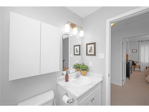 81-6020 Derry Road, Milton, ON - Indoor Photo Showing Bathroom