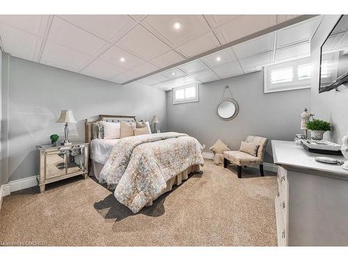 2115 Cunningham Court, Milton, ON - Indoor Photo Showing Bedroom