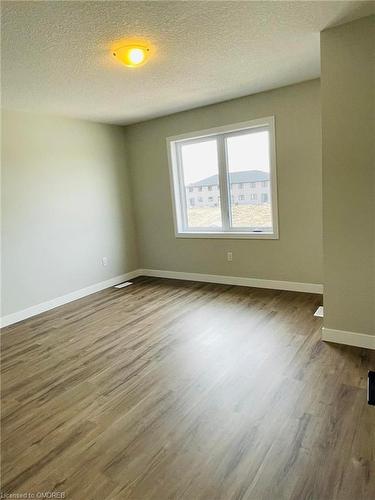 198 Hooper Street, St. Marys, ON - Indoor Photo Showing Other Room