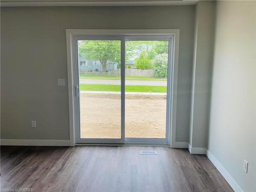 198 Hooper Street, St. Marys, ON - Indoor Photo Showing Other Room