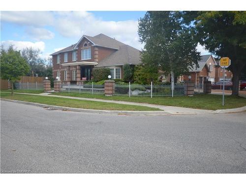 1 Lone Oak Avenue, Brampton, ON 