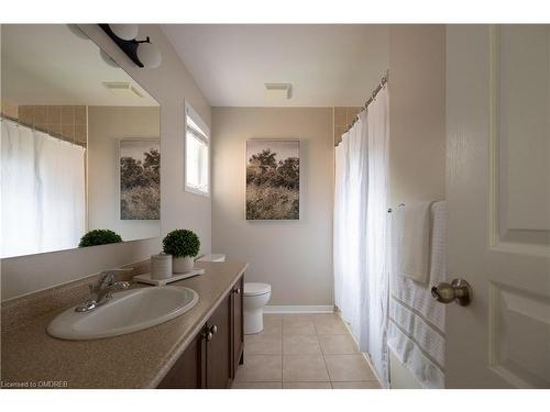 2423 Postmaster Drive, Oakville, ON - Indoor Photo Showing Bathroom