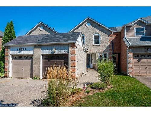 1251 Hedgestone Crescent, Oakville, ON 