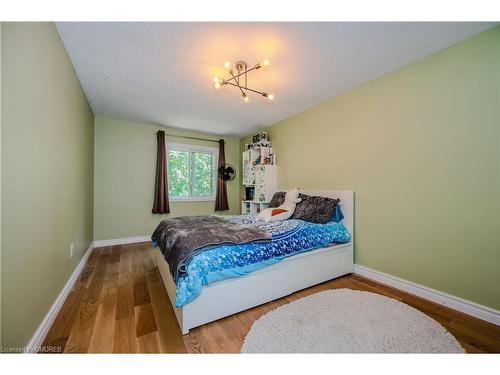 1251 Hedgestone Crescent, Oakville, ON 