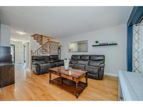 1251 Hedgestone Crescent, Oakville, ON 