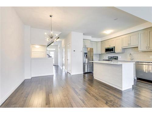 8 Shay Lane, Ancaster, ON - Indoor Photo Showing Kitchen With Stainless Steel Kitchen