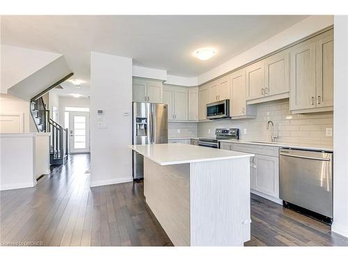 8 Shay Lane, Ancaster, ON - Indoor Photo Showing Kitchen With Stainless Steel Kitchen With Upgraded Kitchen