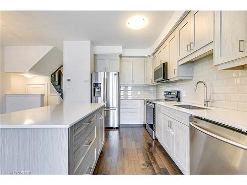 8 Shay Lane, Ancaster, ON - Indoor Photo Showing Kitchen With Stainless Steel Kitchen With Upgraded Kitchen