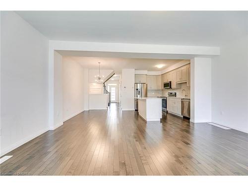 8 Shay Lane, Ancaster, ON - Indoor Photo Showing Kitchen