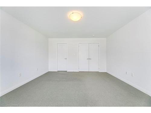 8 Shay Lane, Ancaster, ON - Indoor Photo Showing Other Room