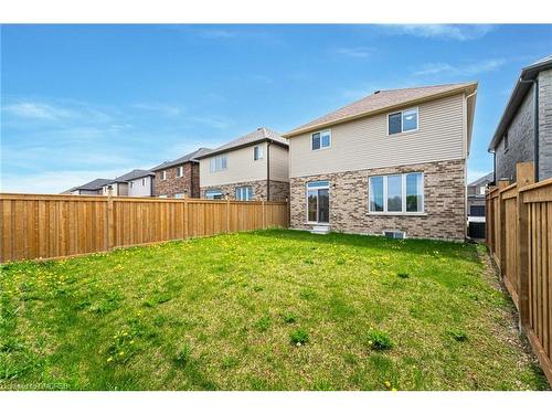 100 Festival Way, Binbrook, ON - Outdoor