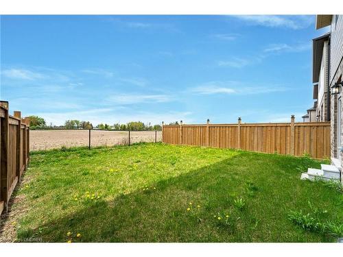 100 Festival Way, Binbrook, ON - Outdoor