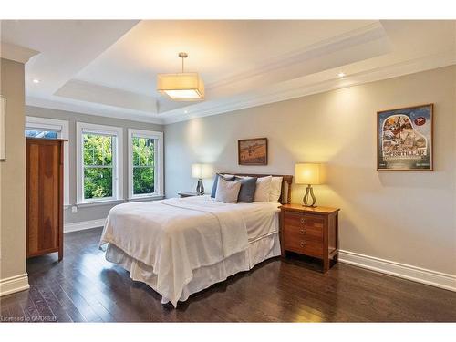 7-1199 Lorne Park Road, Mississauga, ON - Indoor Photo Showing Bedroom