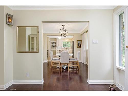 25 Caroline Street, Georgetown, ON - Indoor Photo Showing Dining Room