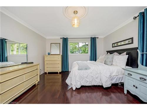 25 Caroline Street, Georgetown, ON - Indoor Photo Showing Bedroom