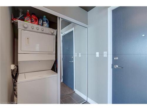 3003-3504 Hurontario Street, Mississauga, ON - Indoor Photo Showing Laundry Room