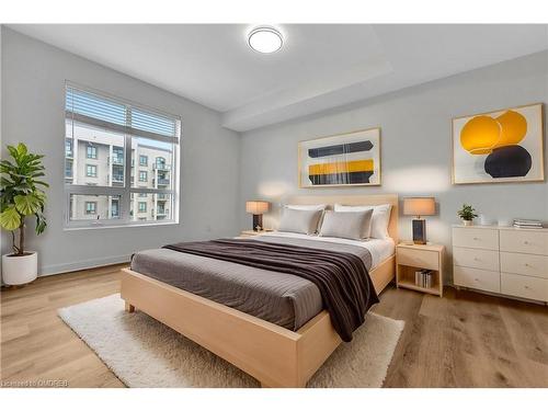 628-2490 Old Bronte Road, Oakville, ON - Indoor Photo Showing Bedroom