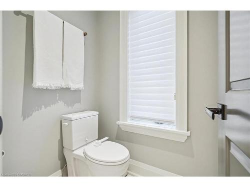 3272 Post Road Road, Oakville, ON - Indoor Photo Showing Bathroom