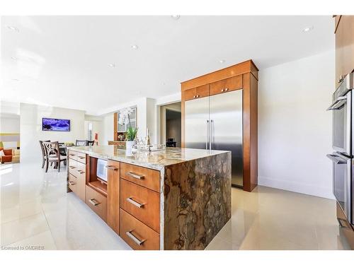 94 Simcoe Road, King, ON - Indoor Photo Showing Kitchen