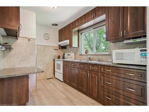 59 Dromore Crescent, Toronto, ON - Indoor Photo Showing Kitchen