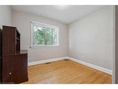 59 Dromore Crescent, Toronto, ON - Indoor Photo Showing Other Room