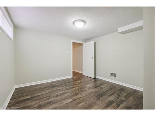 59 Dromore Crescent, Toronto, ON - Indoor Photo Showing Other Room