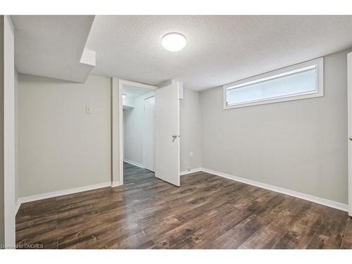 59 Dromore Crescent, Toronto, ON - Indoor Photo Showing Other Room