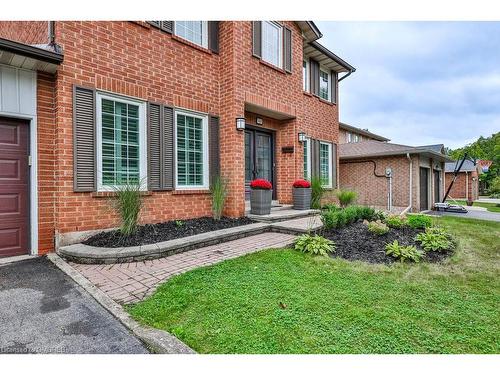 444 Lincoln Gate, Oakville, ON - Outdoor