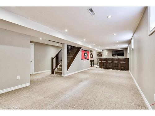 444 Lincoln Gate, Oakville, ON - Indoor