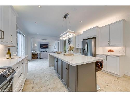 2316 Delnice Drive, Oakville, ON - Indoor Photo Showing Kitchen With Stainless Steel Kitchen With Upgraded Kitchen