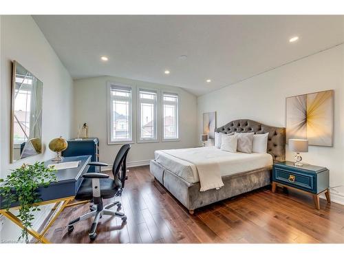 2316 Delnice Drive, Oakville, ON - Indoor Photo Showing Bedroom