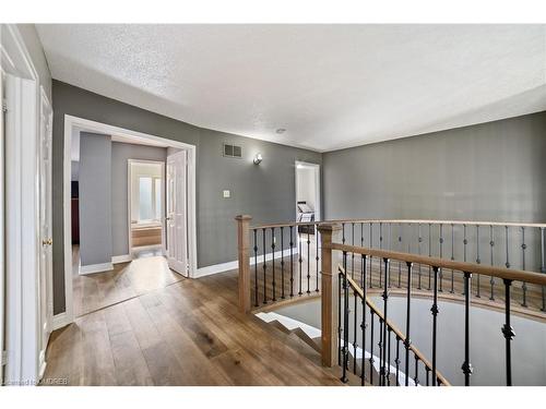 1837 Pilgrims Way, Oakville, ON - Indoor Photo Showing Other Room