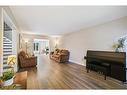 1837 Pilgrims Way, Oakville, ON  - Indoor Photo Showing Living Room 