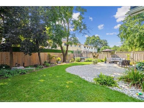 5042 Brady Avenue, Burlington, ON - Outdoor With Backyard