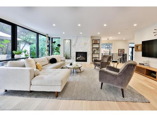 200 Chartwell Road, Oakville, ON - Indoor Photo Showing Living Room With Fireplace